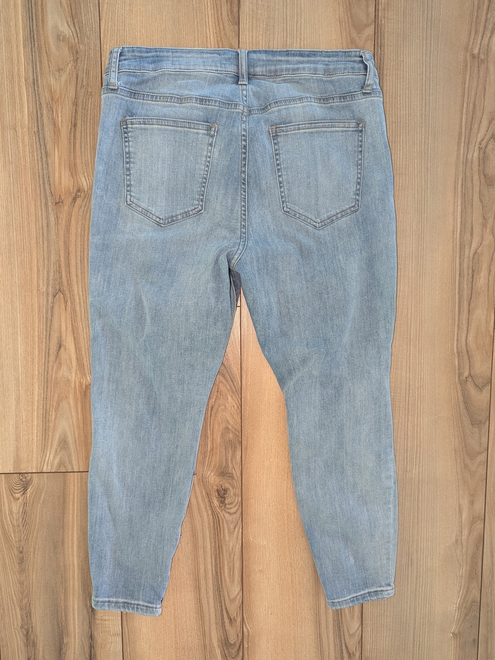 pistola Light Blue High-Rise Cropped Jeans